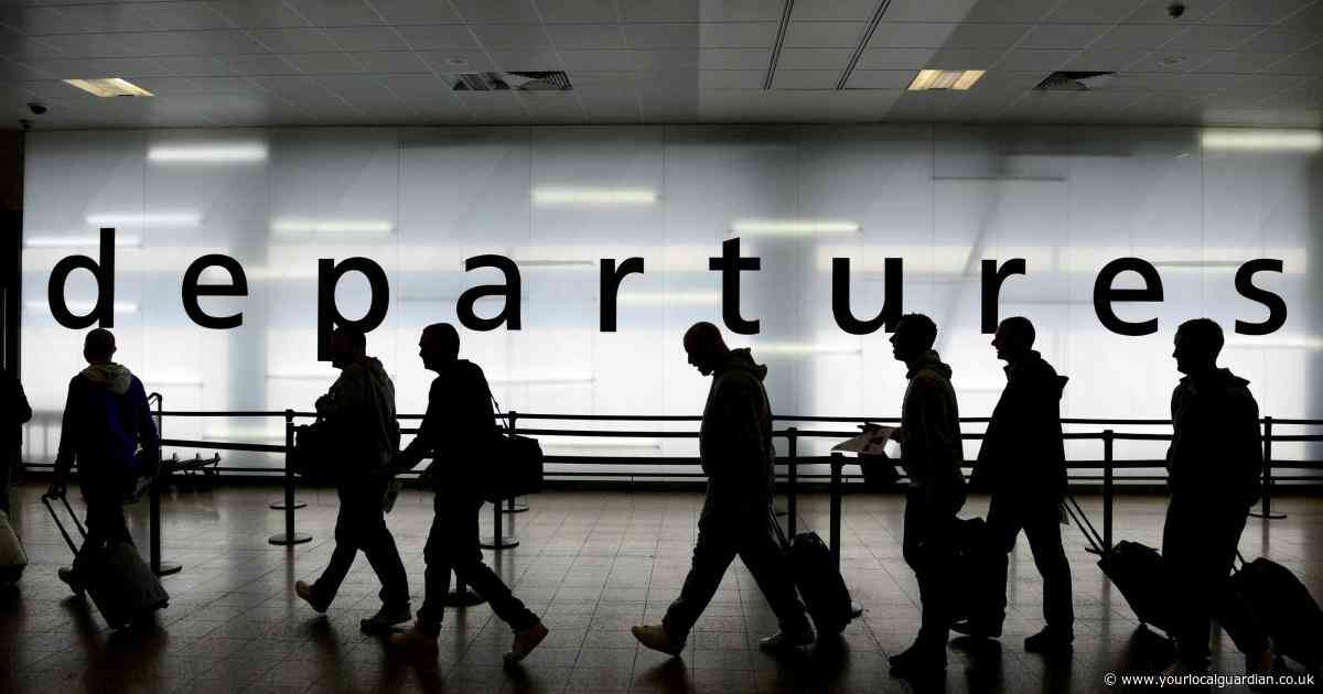 One in five early holiday bookers lose out as prices fall