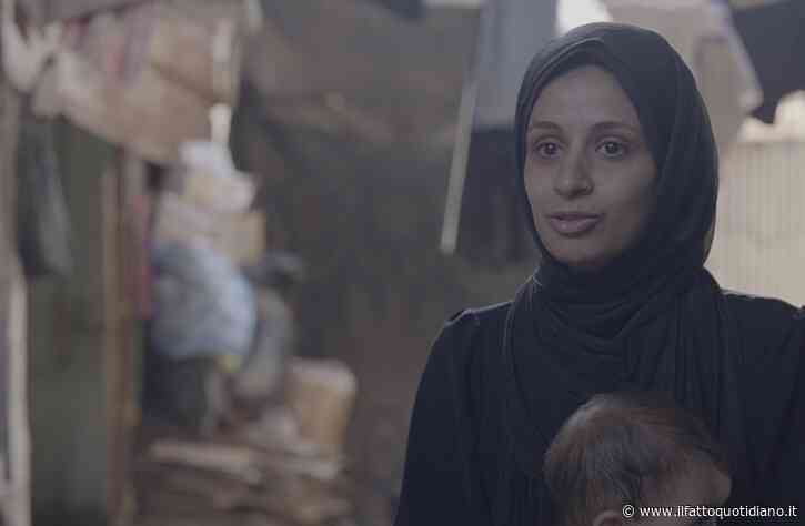 Voci di Gaza – Le donne palestinesi e il lavoro di cura che non finisce mai: “Cresco tre figli da sola in tenda, tra insetti e topi”