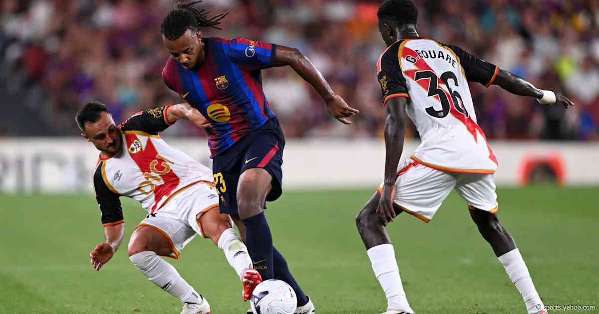 Chelsea, Liverpool considering January move for Barcelona defender – report