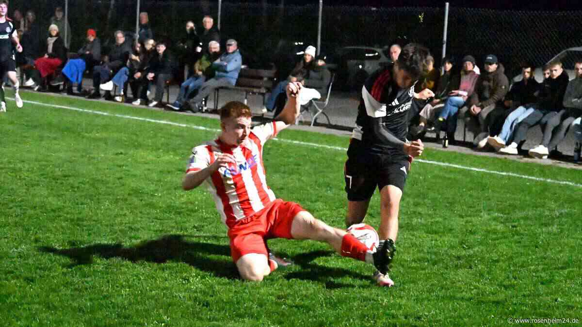 Titelverteidiger ist weiter im Rennen: Bruckmühl besiegt Großholzhausen souverän