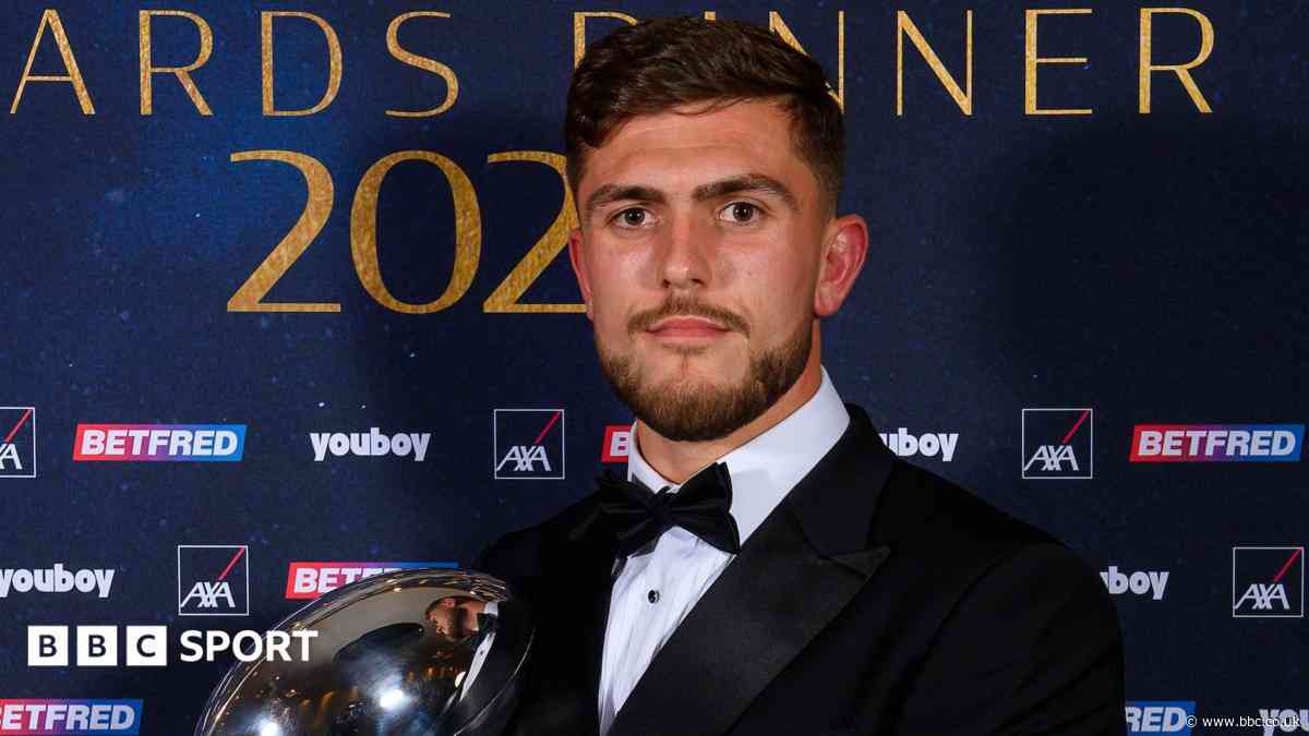 Wigan's O'Neill wins Man of Steel award