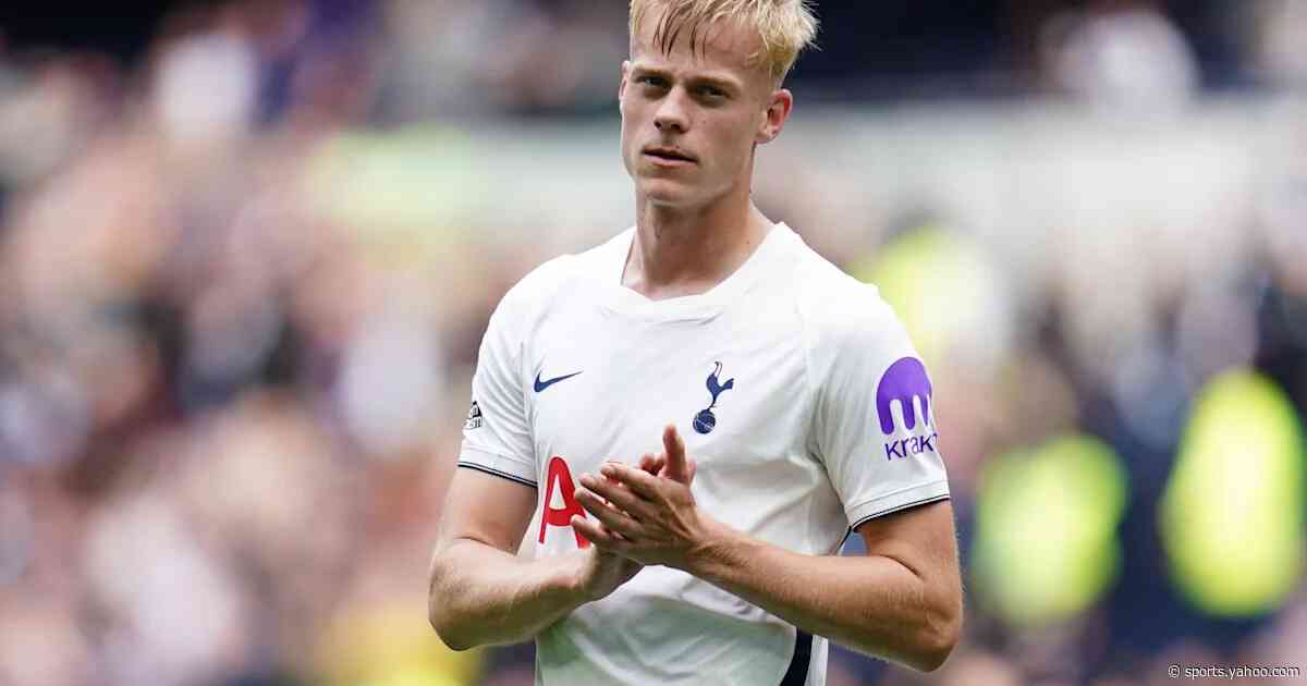 Spurs Injury Problems Deepen As Dutch Star Leaves Training