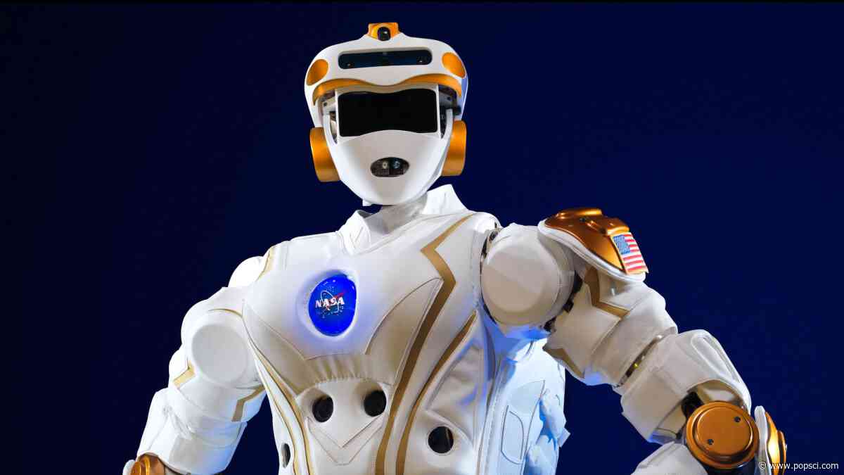 NASA wants to send humanoid robots to the moon