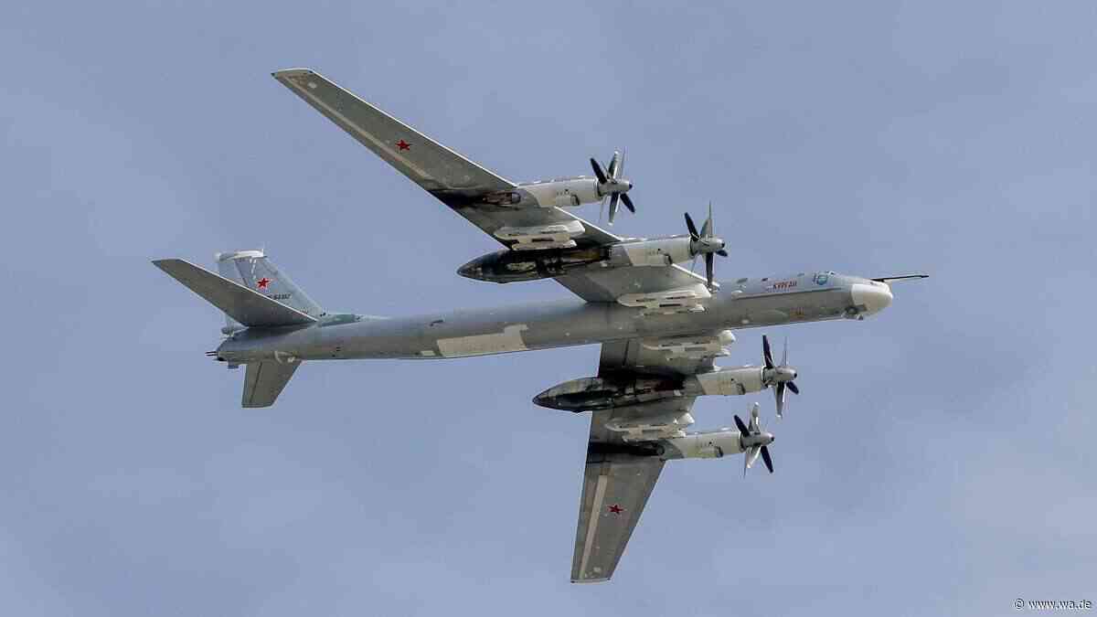 Verwirrung um Kampfjet-Absturz: Tu‑95-Bomber des Kremls verunglückt – sechs Menschen sterben
