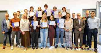 Studenten Nova College Lab behalen certificaat Nucleaire technologie