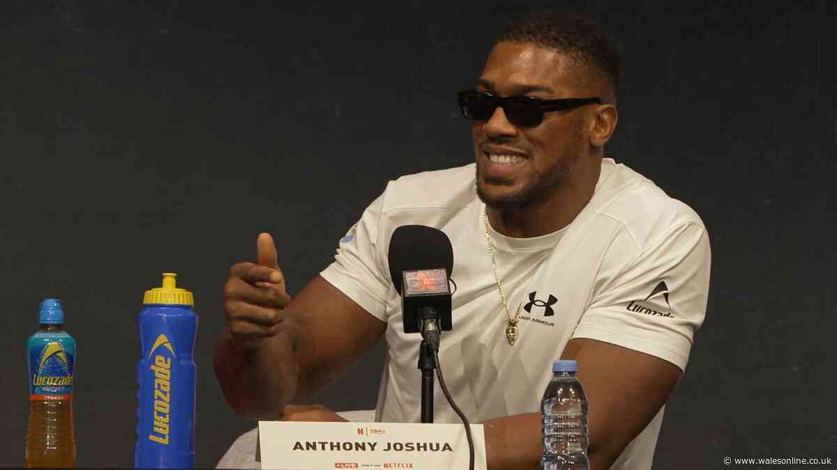 Anthony Joshua immediately halts Tyson Fury press conference and shows true colours