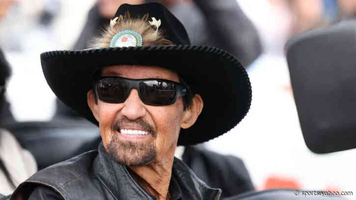 Richard Petty Sounds Alarm Over NASCAR’s New Chase Format: ‘Not A Good System’