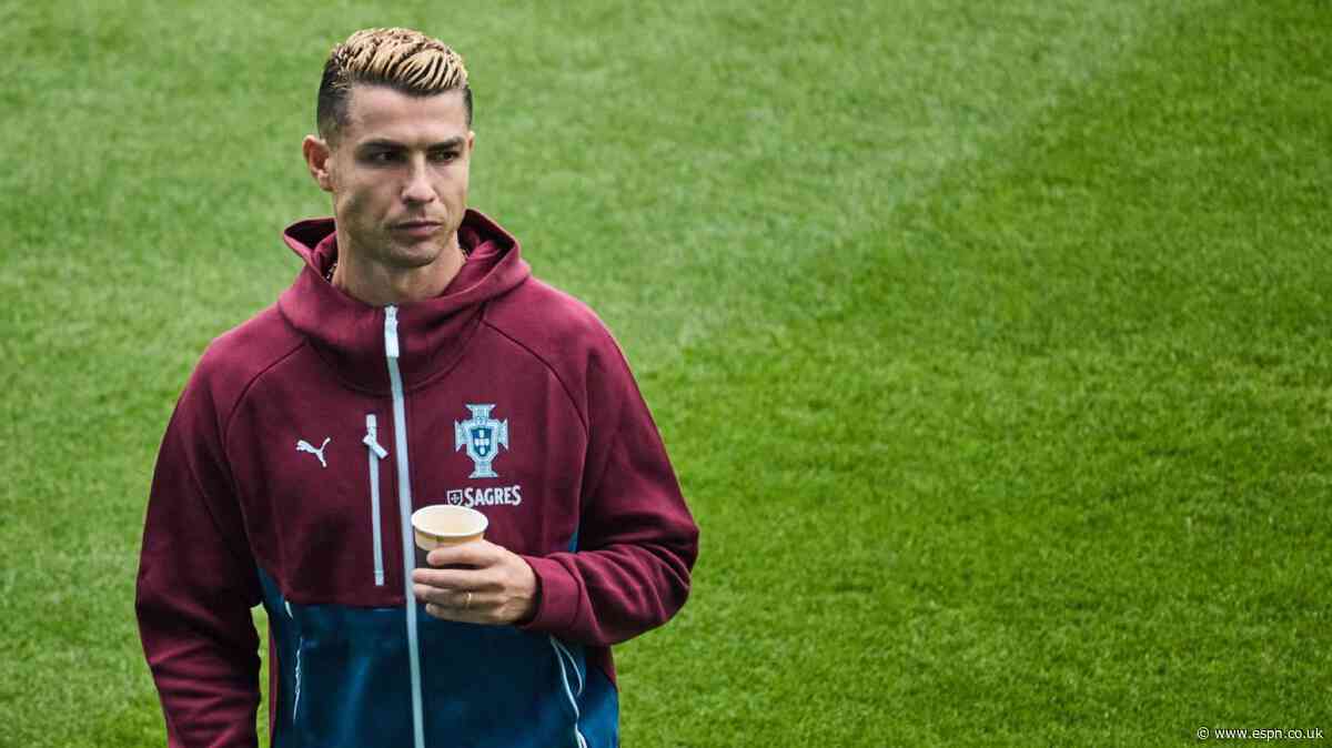 Portugal coach set to bench Ronaldo again: I make the decisions