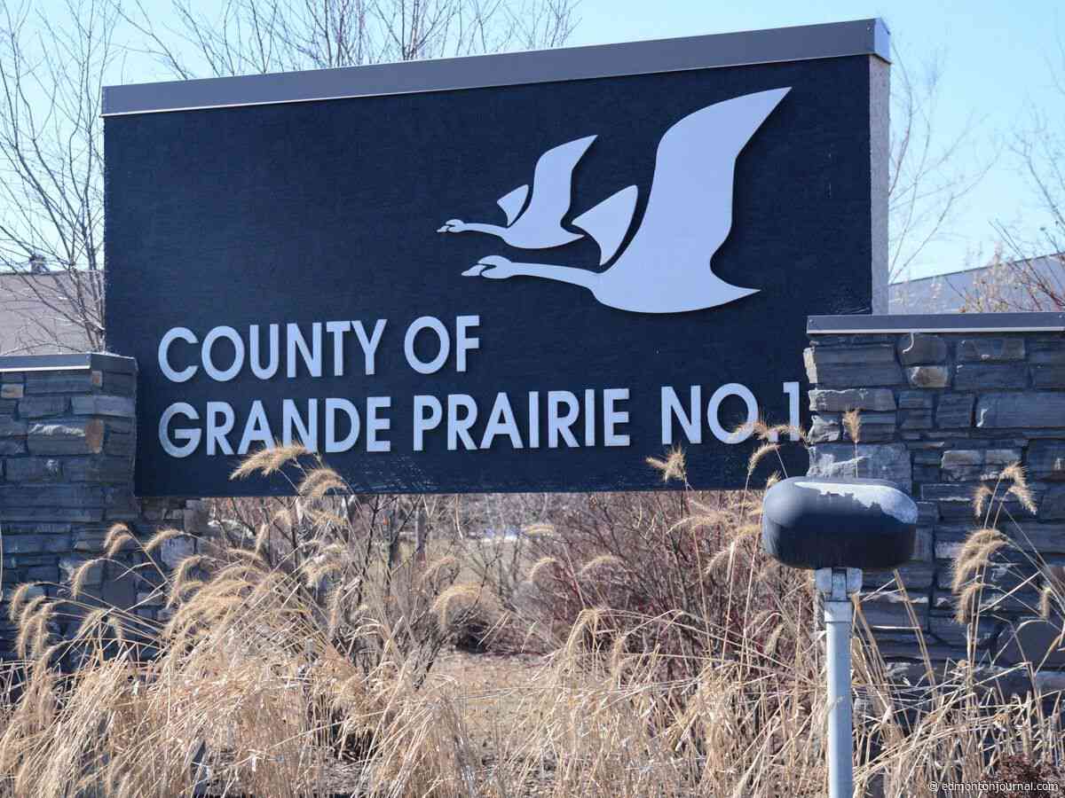 County of Grande Prairie issues data centre development permit near Sexsmith