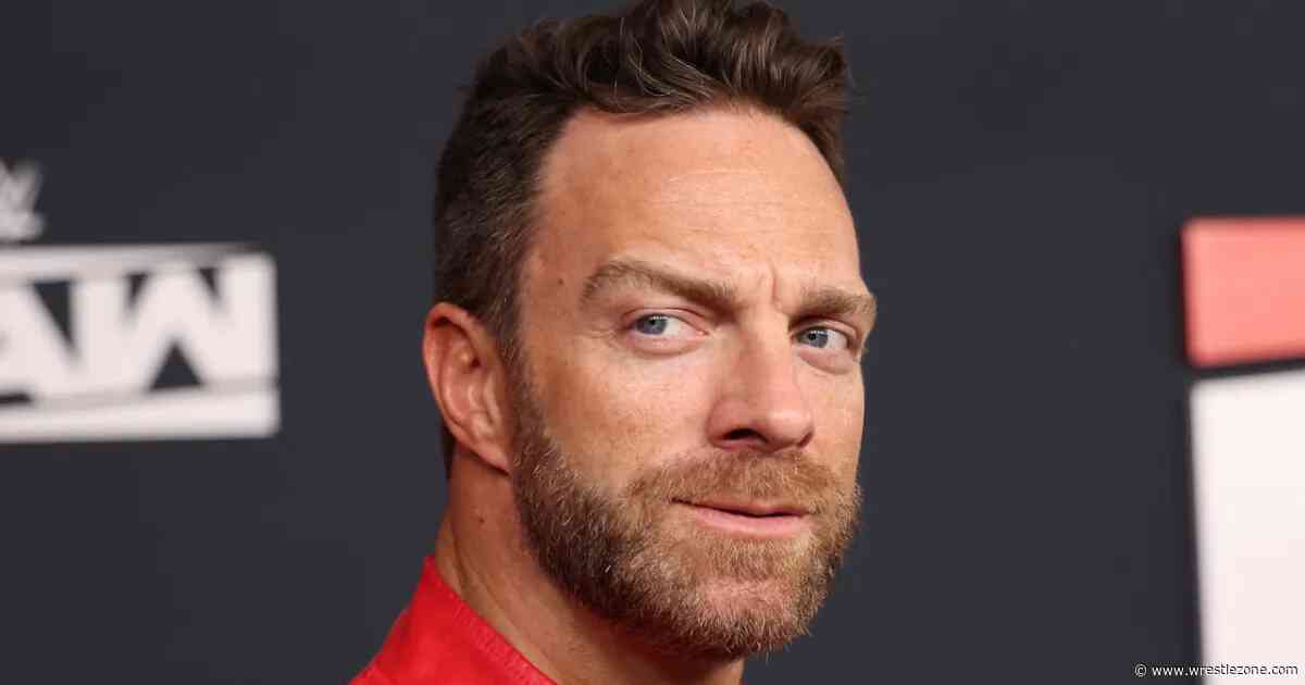 WWE’s LA Knight Won’t Reveal What Happened During ‘Fun Nights’ With Jon Moxley