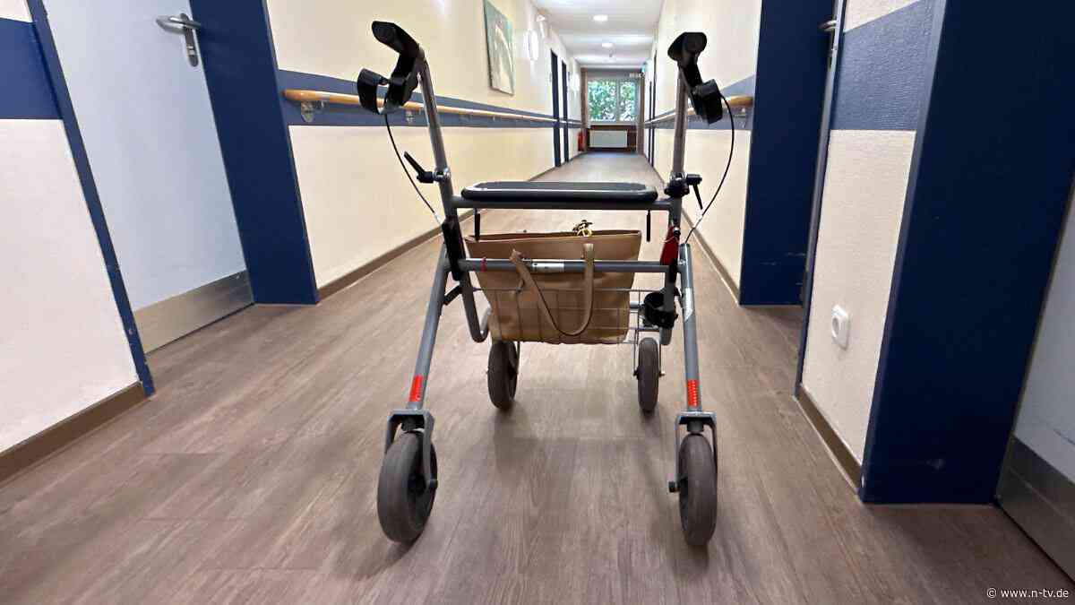 Anbieter würden Preise erhöhen: Linnemann bezeichnet Kostendeckel bei Pflege als  "hochgradig gefährlich"