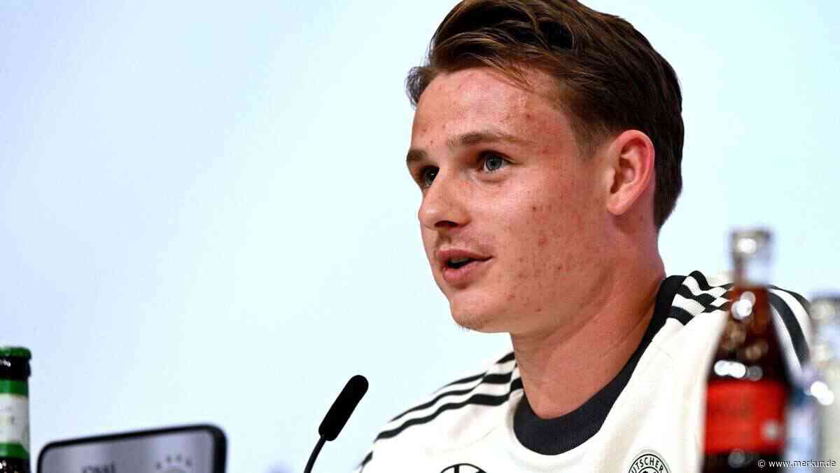 DFB-Konkurrenz bei Bayern? Urbig bringt Reporter zum Lachen