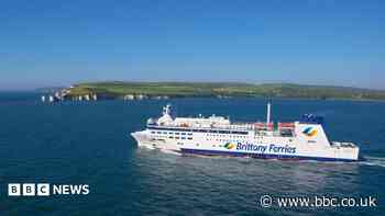Second cross-Channel ferry route ends early