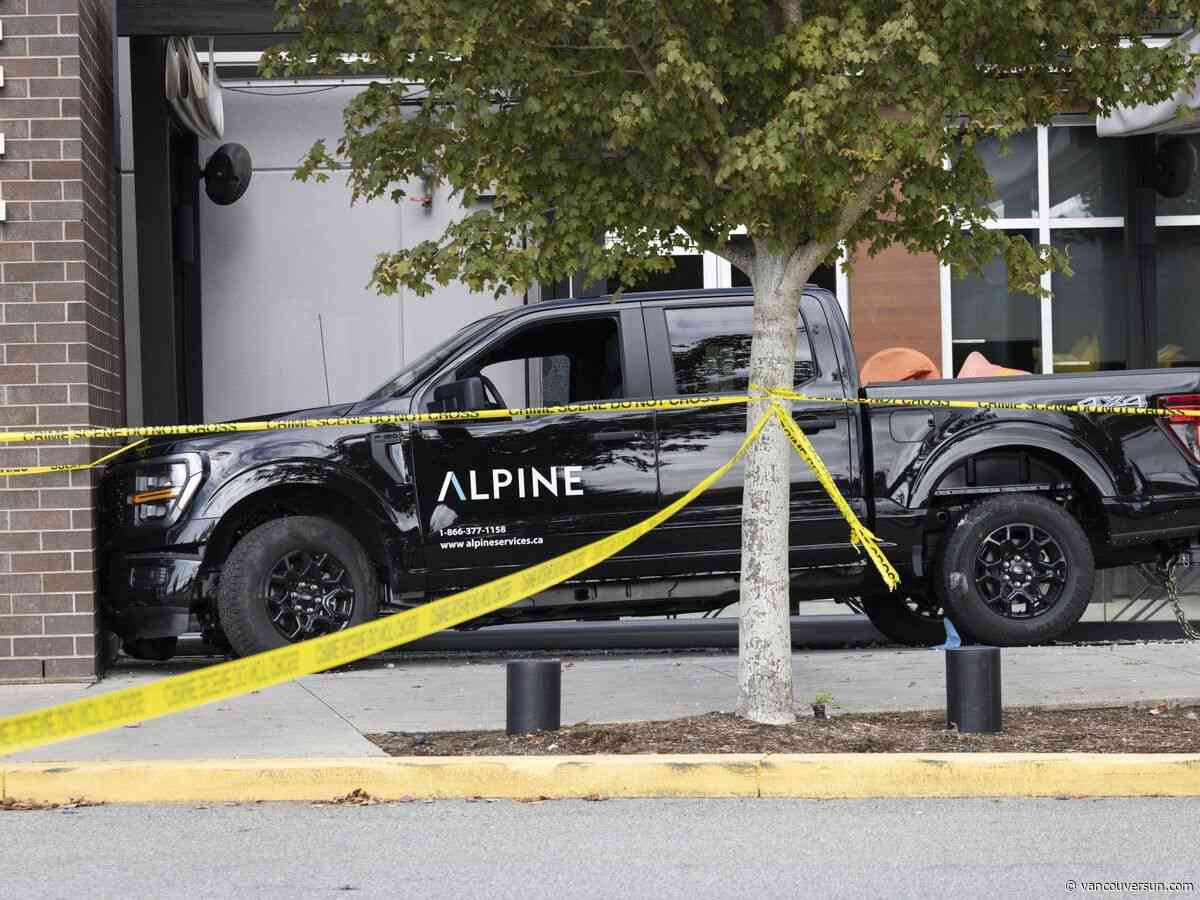 Two dead after pedestrians struck in Tsawwassen Mills parking lot