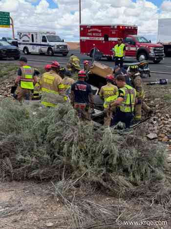 2 people taken to hospital after crash on I-40 in Albuquerque