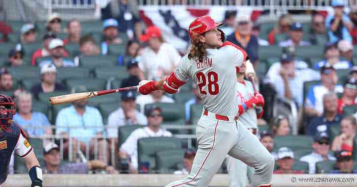 Bohm's homer in 10th inning helps Phillies beat Braves 4-3, tying Wild Card Series