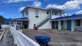 Ebb Tide Inn in Treasure Island looks to go vintage