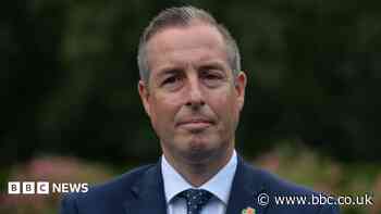 Givan calls for boycott of meeting due to 'unacceptable behaviour'