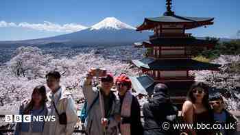 Japan raises residency fee for foreign nationals by twenty-fold