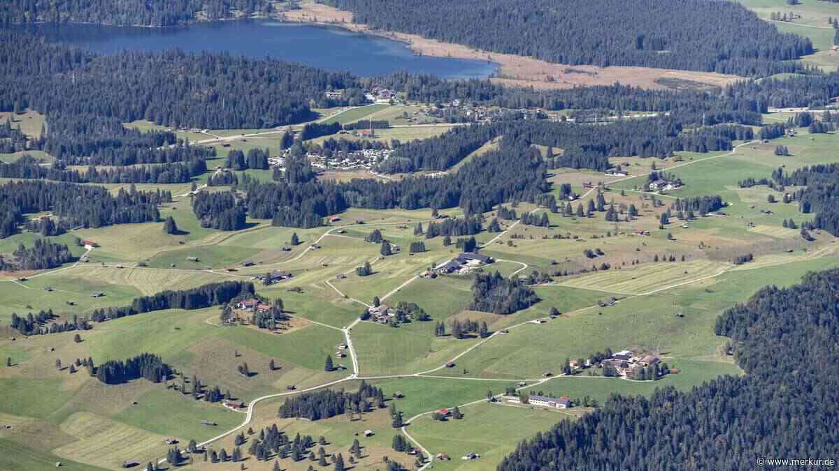 Gülle, Jauche, Luxusleben: Bauern fordern bei Nobel-Resort Garantien