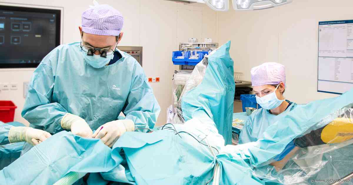 Operatie die bij penis al 40 jaar lang kon, nu ook mogelijk bij clitoris: ‘Wij snappen ook niet waarom’
