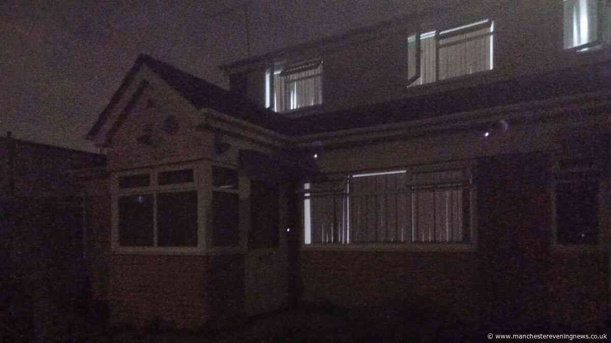 'Reviews called it a horror film set - so I stayed at Manchester's cheapest £30 hotel'