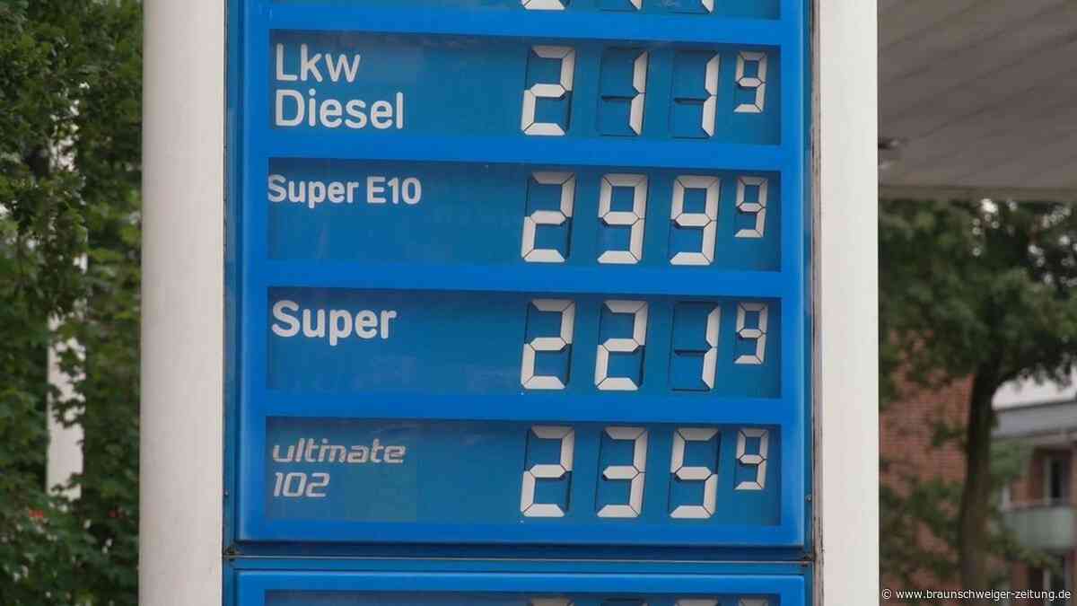 Kfz-Versicherung: Mit diesem Anruf beim Anbieter senken Sie Ihren Beitrag