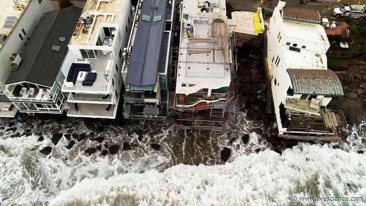 Powerful Kelvin wave threatens to raise California sea levels for months
