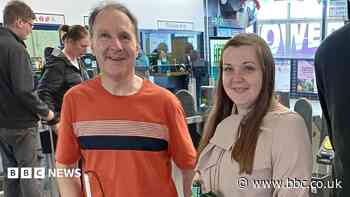 Station audio guides help sight-loss passengers