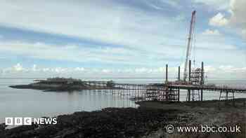 Restoration work on historic pier 'astonishing'