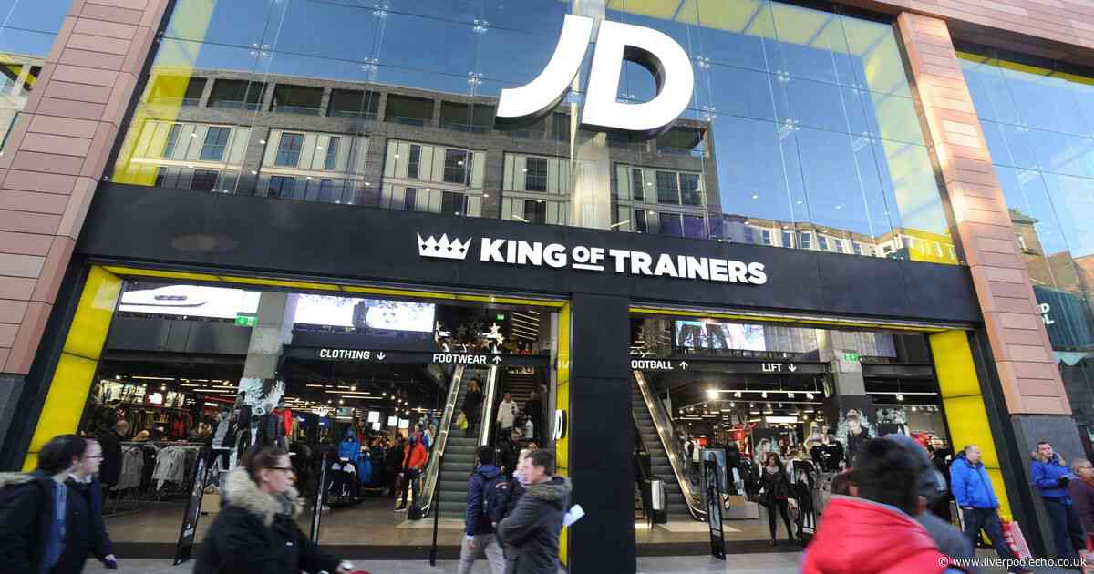 Huge queues at Liverpool ONE JD live as new £180 110s go on sale