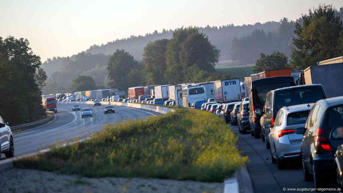 A9 von Ingolstadt in Richtung München nach tödlichem Unfall gesperrt