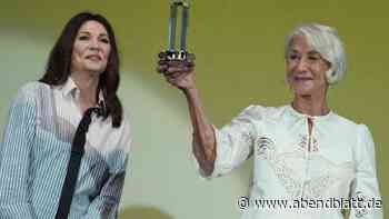Iris Berben lobt Weltstar Helen Mirren in Hamburg für ihr „Verschwinden“