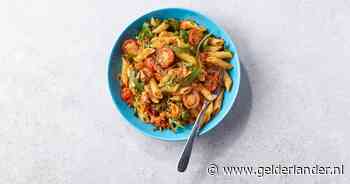 Wat Eten We Vandaag: Pasta met tonijn, tomatensaus en rucola