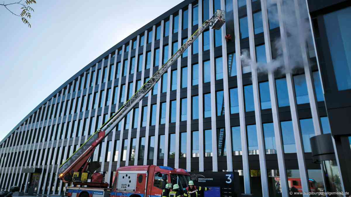 Feuerwehr kündigt unangesagte Übungen in Augsburger Firmen an