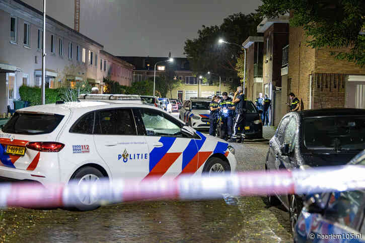 Auto mogelijk beschoten in Haarlem-Noord, politie zoekt getuigen