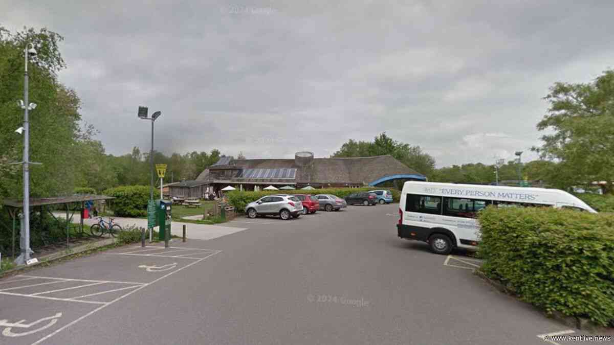 Police launch investigation after dead dog pulled from lake at Kent country park