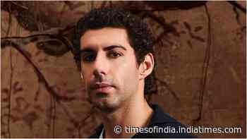 Sarbh recalls Neerja shoot: actor says he accidentally hit Sonam