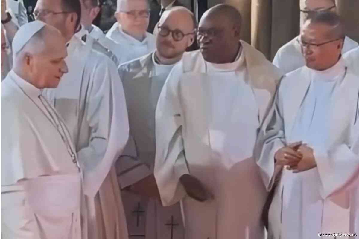 Pope Leo XIV 'Ignored' Black Priest? Full Video Reveals What Happened Seconds Before Viral 'Snub'