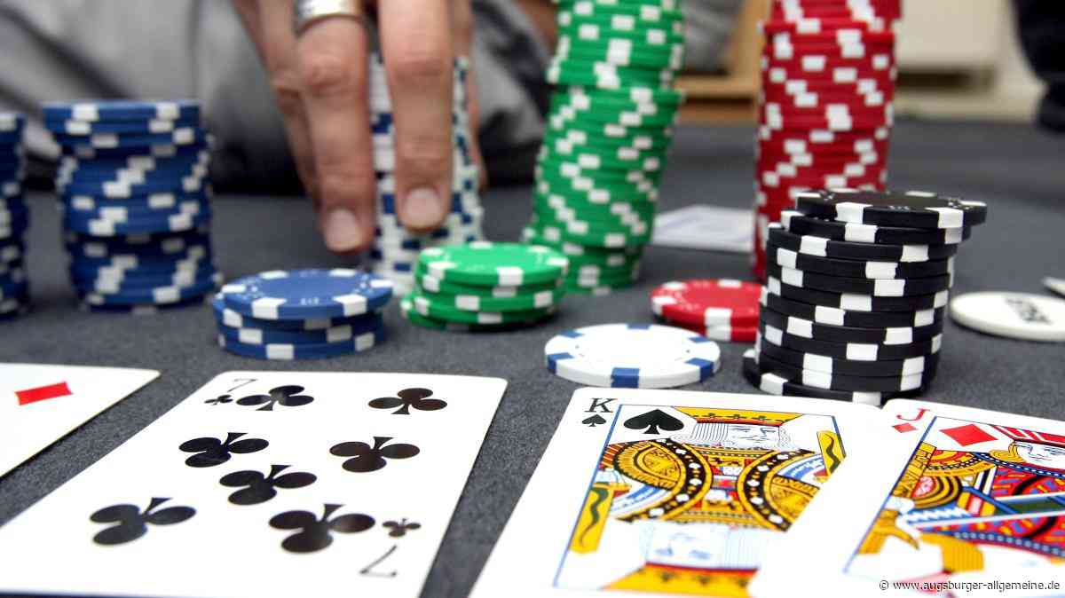 „Eine Dummheit“: Polizei stürmt Pokerrunde in Augsburg – und findet eine scharfe Waffe