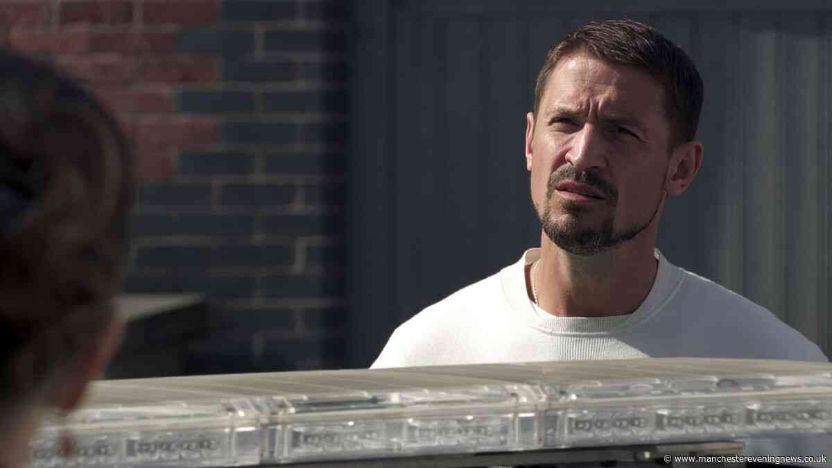 Coronation Street fans say 'well done' as they make huge Carl Webster U-turn amid arrest