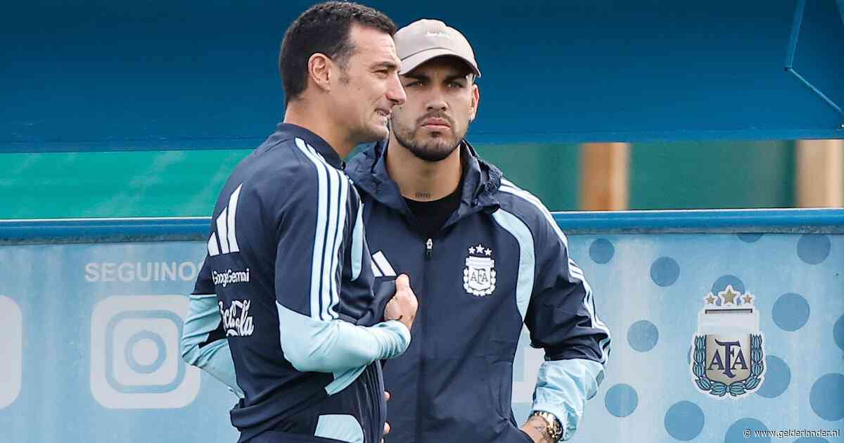 Vechtersbaas Paredes verschijnt ‘gewoon’ bij trainingskamp Argentinië, bond in beroep tegen megaschorsing