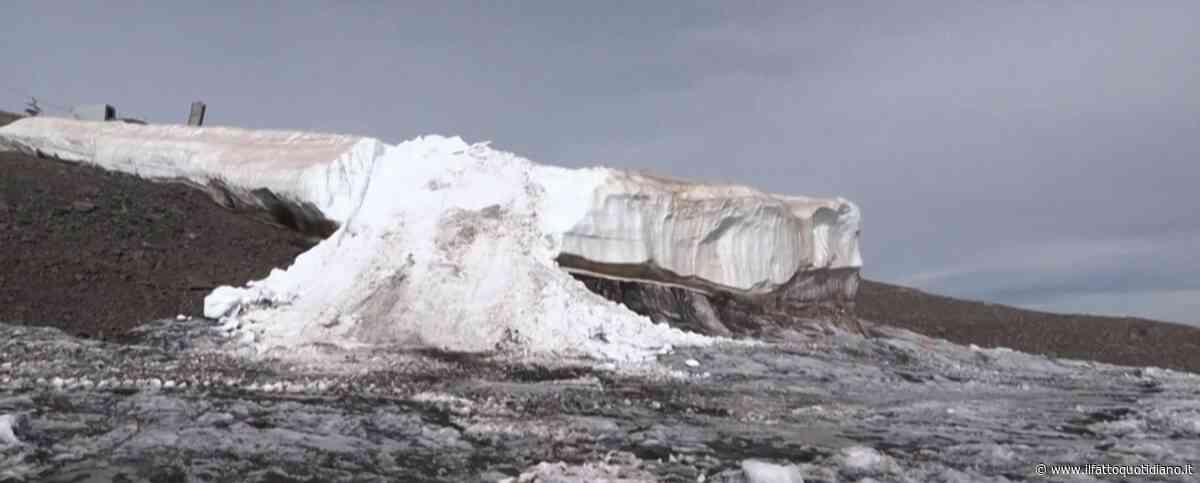 “Anno catastrofico per i ghiacciai, e ne arriveranno di peggiori”: l’allarme degli esperti svizzeri dopo l’estate dal caldo record