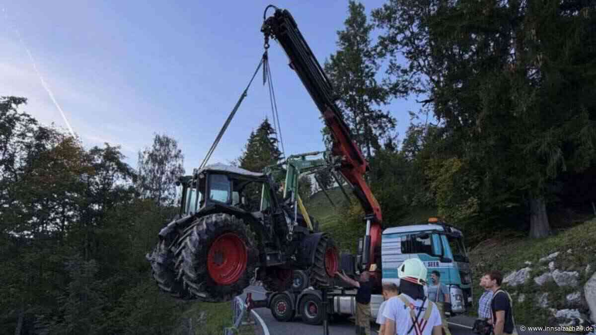 Traktor stürzt im Salzburger Land 30 Meter ab: Jugendlicher (16) schwer verletzt