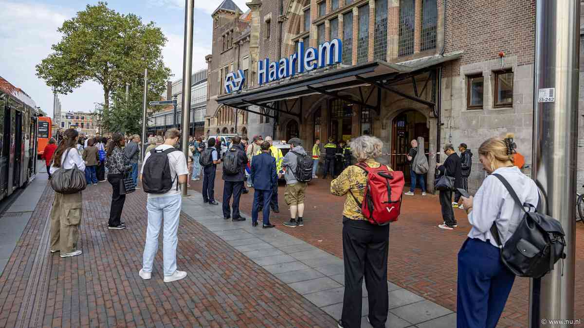 Geen verband tussen achtergelaten bagage op stations, kleding in koffer Haarlem