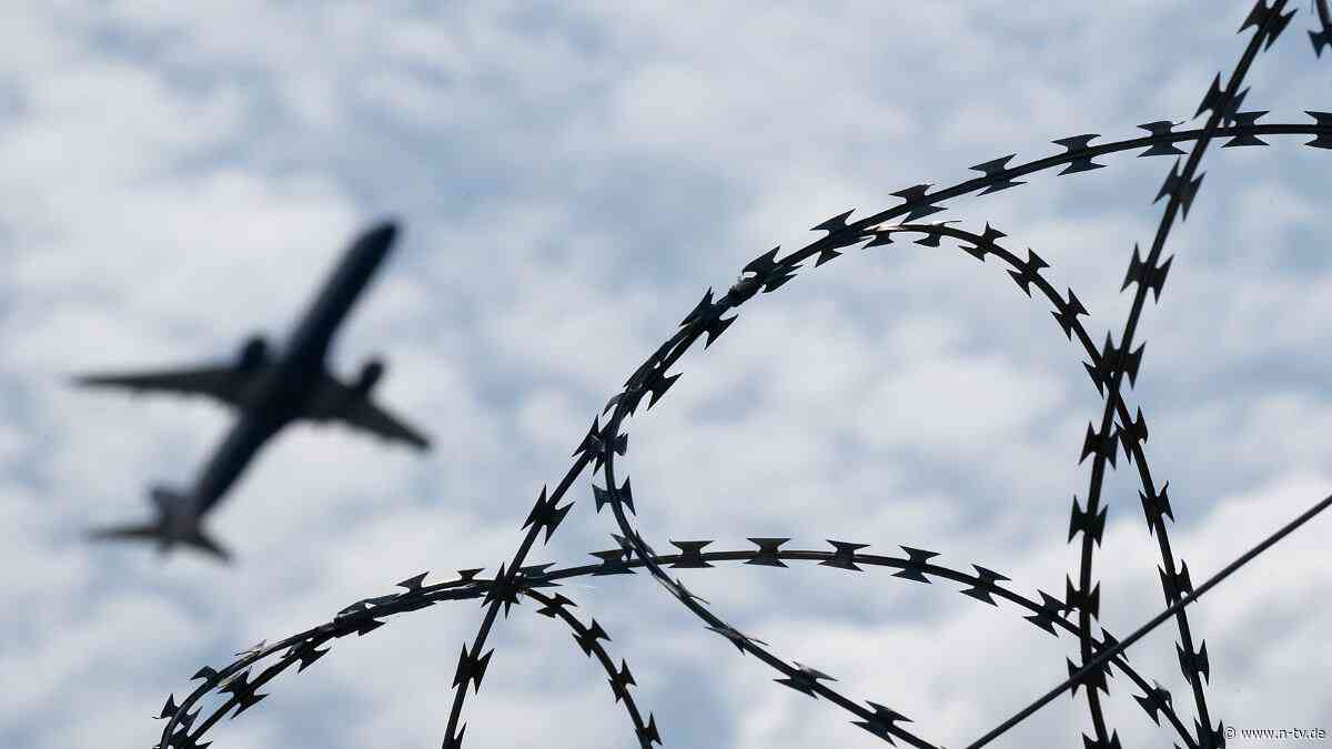 Auch längere Haft möglich: Umstrittene Abschiebezentren außerhalb Europas kommen