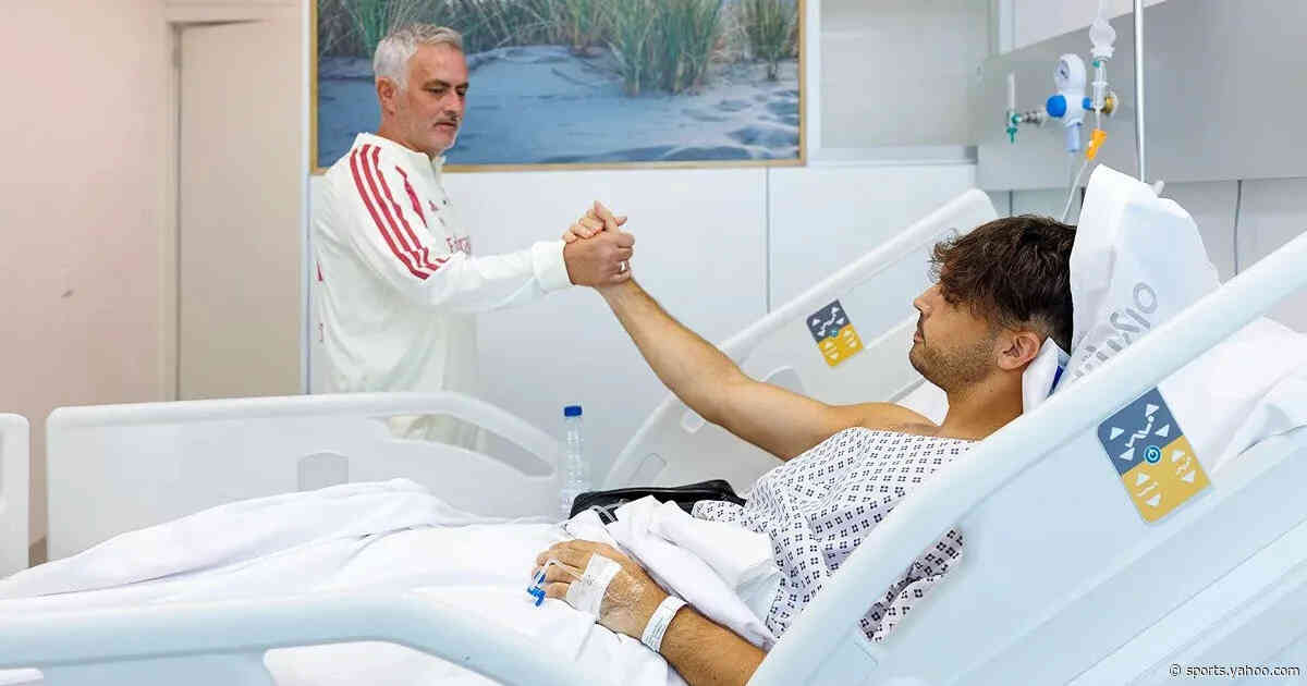 Jose Mourinho visits Real Madrid defender in hospital after surgery