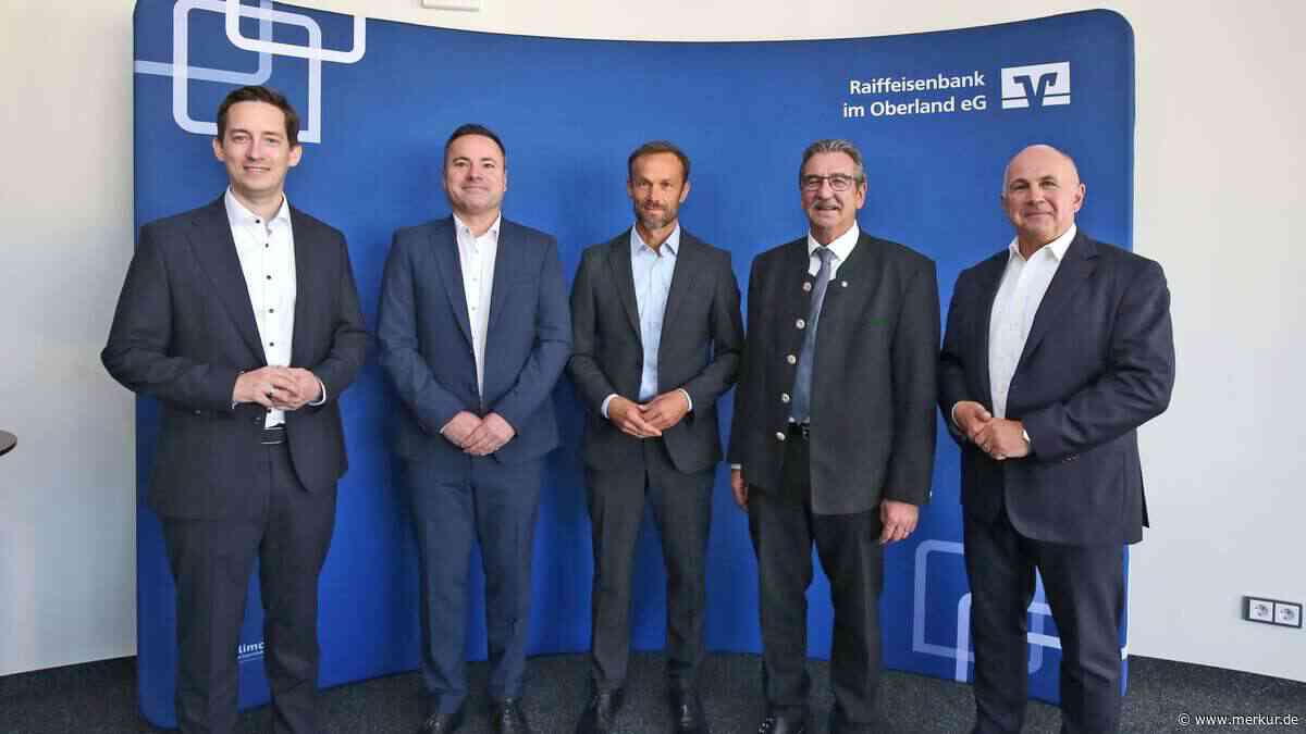 Raiffeisenbank im Oberland ernennt zwei neue Prokuristen