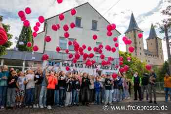 Luftballons über Schloss Rochlitz: Wie HTB die neuen Gymnasiasten unterstützt