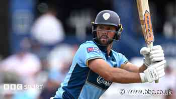 Batter Whiteley to remain with Falcons